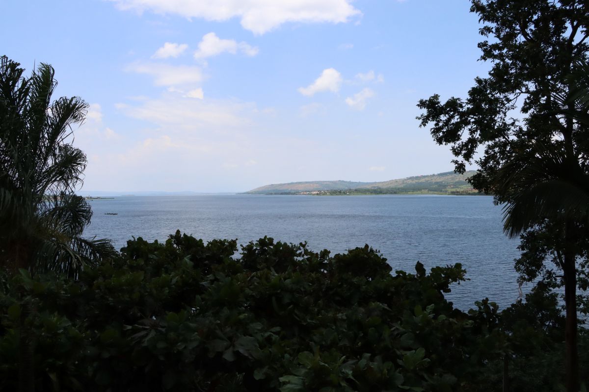 Jinja Stay Overlooking the Nile