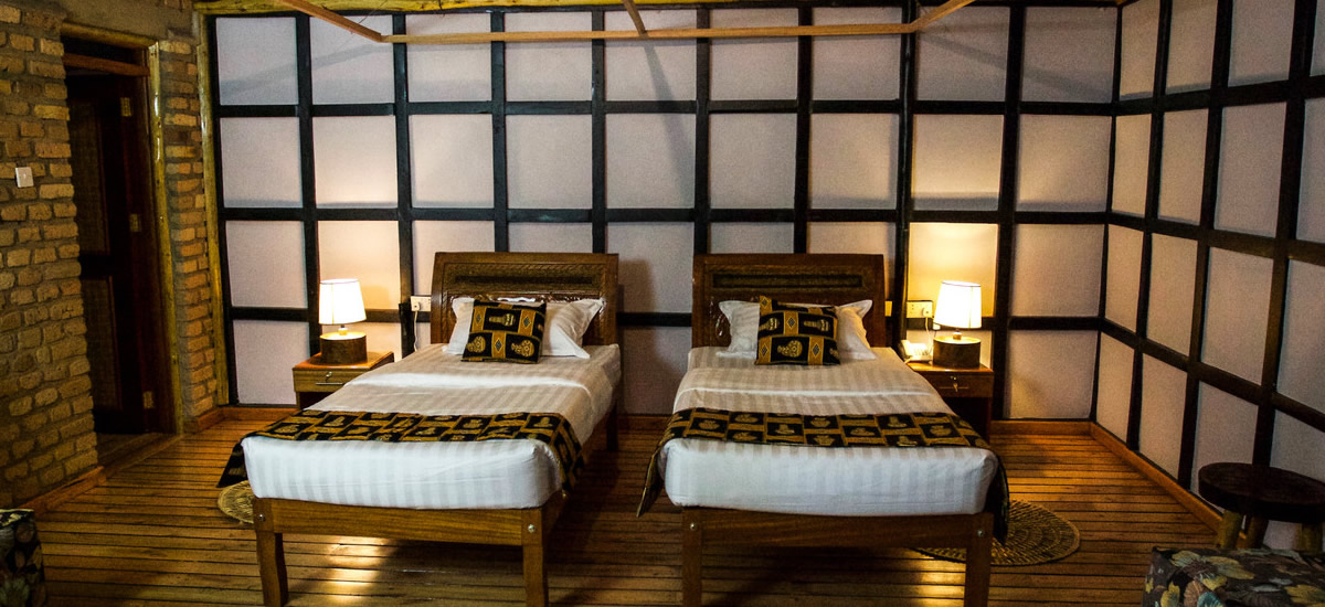 Twin Lakes Safari Lodge